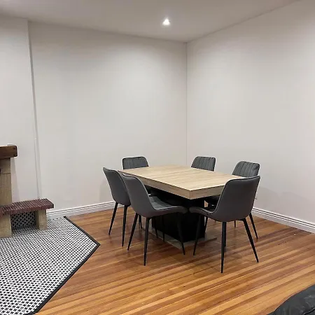 De Standing 생타볼트